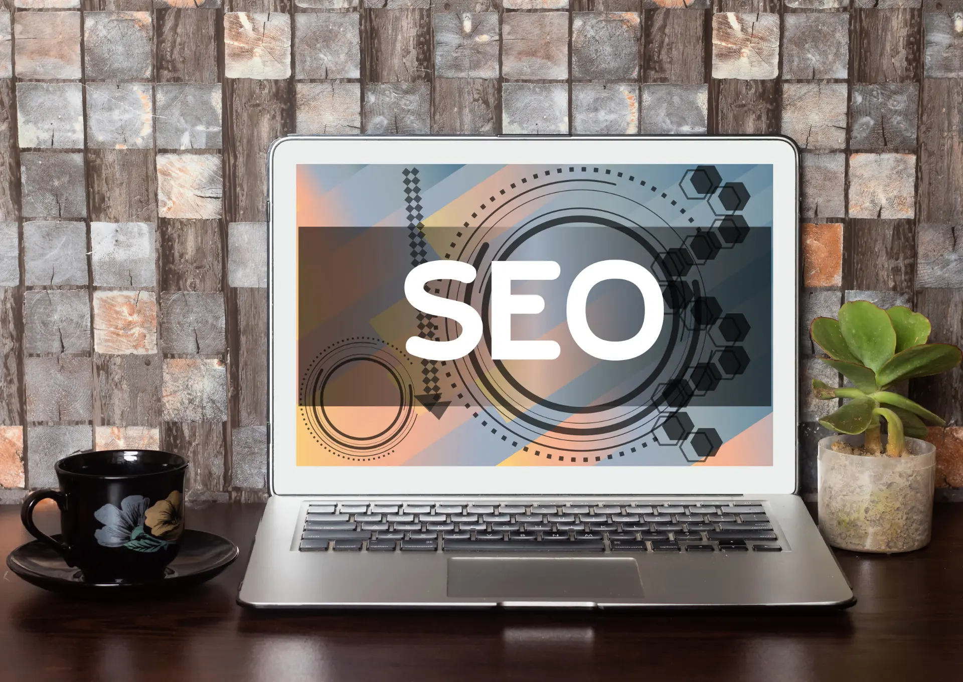 napis seo laptop biurko
