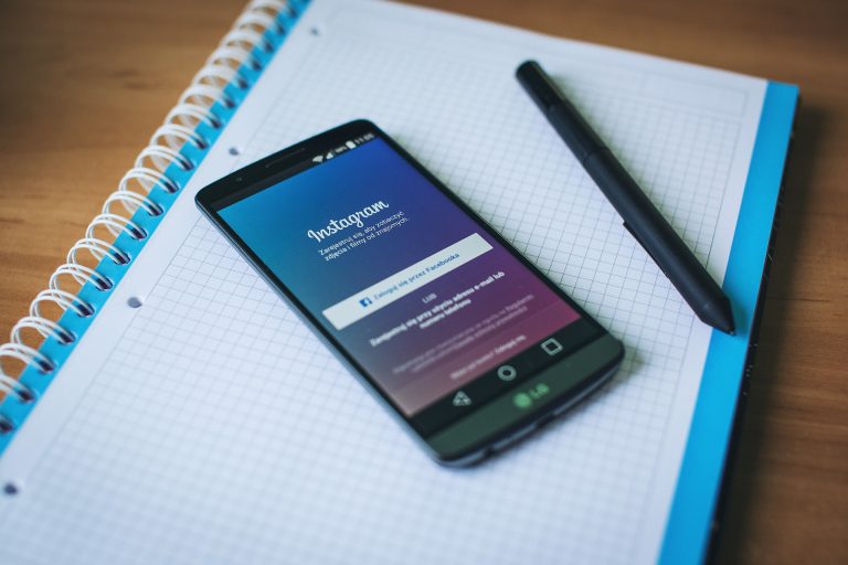 Mobilna strona www, RWD, czy aplikacja mobilna? Na co postawić w roku 2018?
